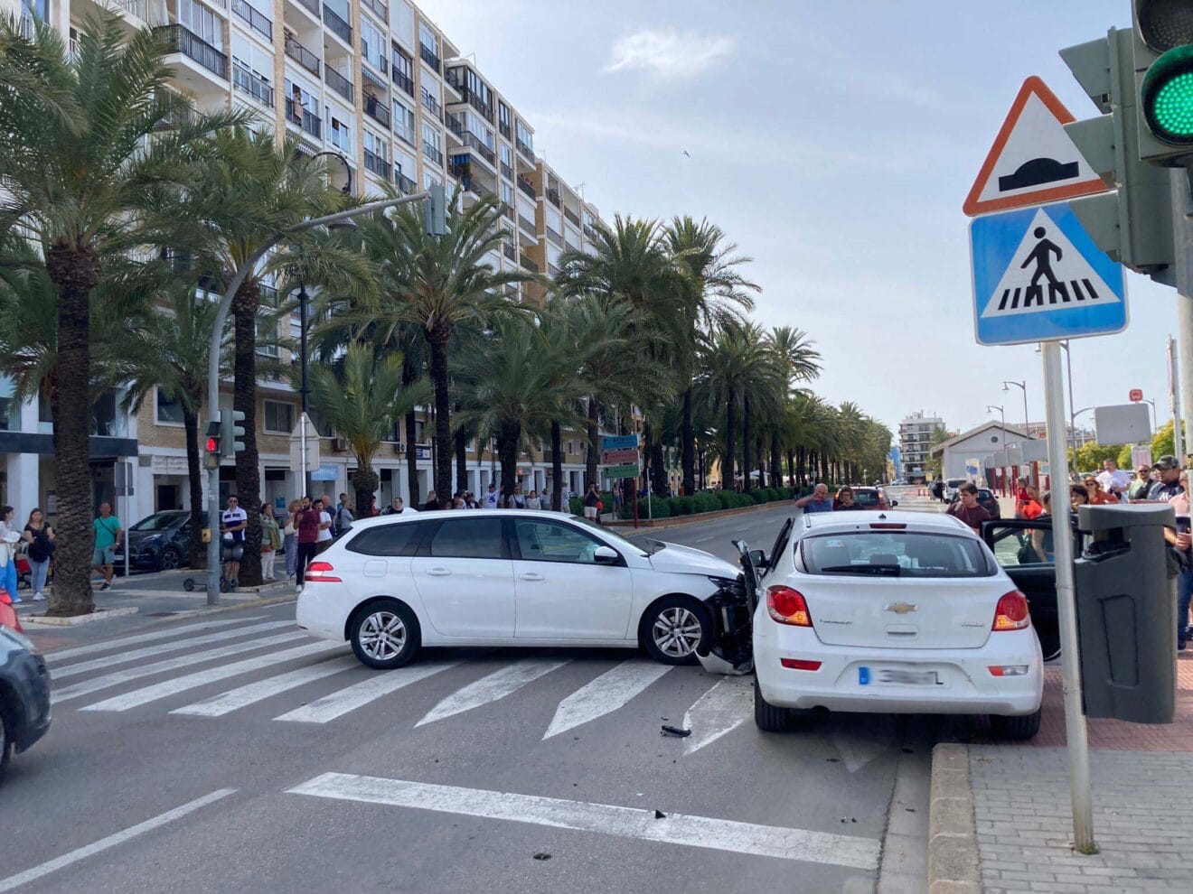 Accidente de tráfico en el puerto de Dénia