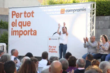 Acto central de campaña de Compromís en Dénia 04