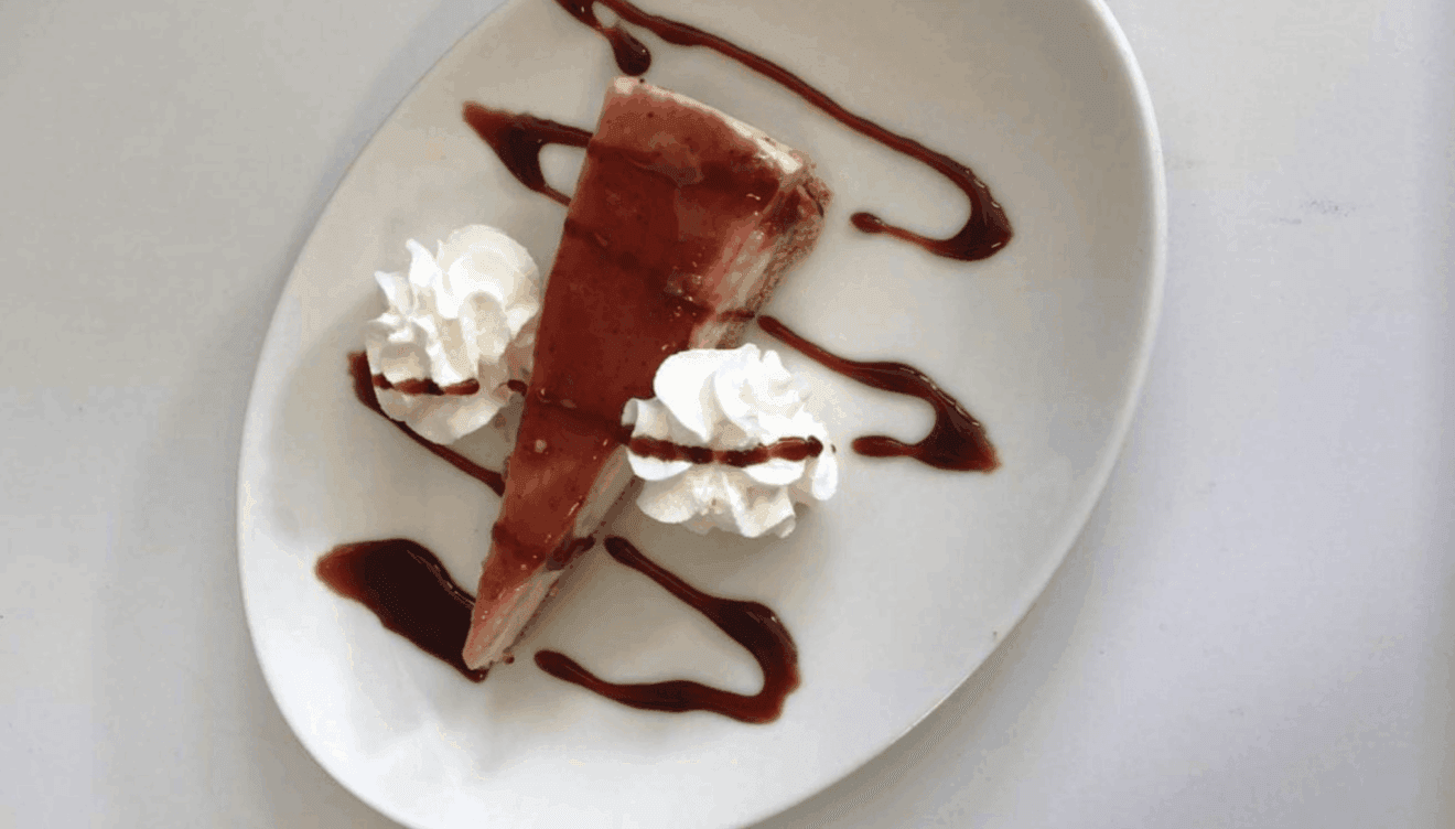 Deliciosos postres caseros en Café Bar Adrián