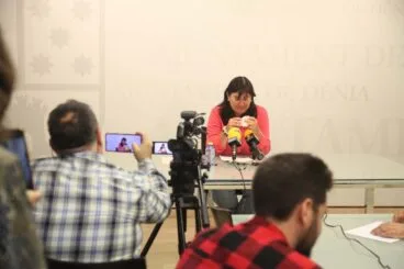 despedida de maria mut ante la prensa