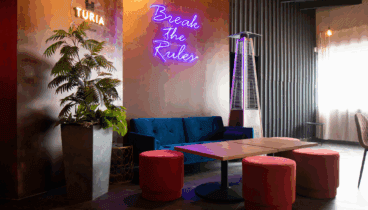 Disfruta de un ambiente acogedor y vibrante