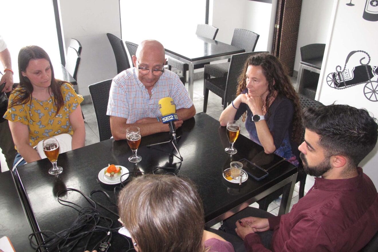 Juanjo Nieves junto a Cristina Molinillo en la presentación del programa de Podem Dénia