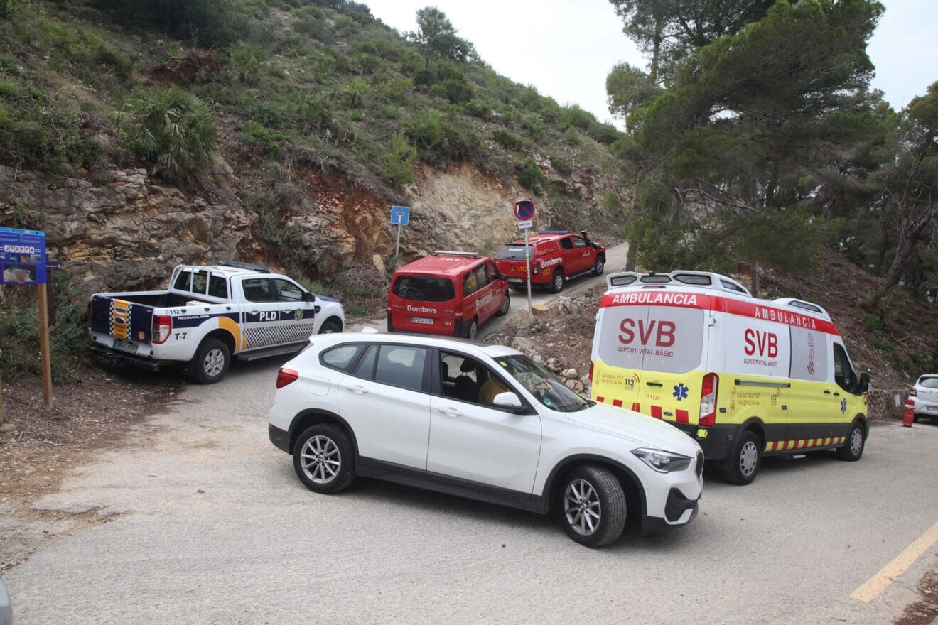 Rescate en Dénia, cerca de la Cova Tallada 02