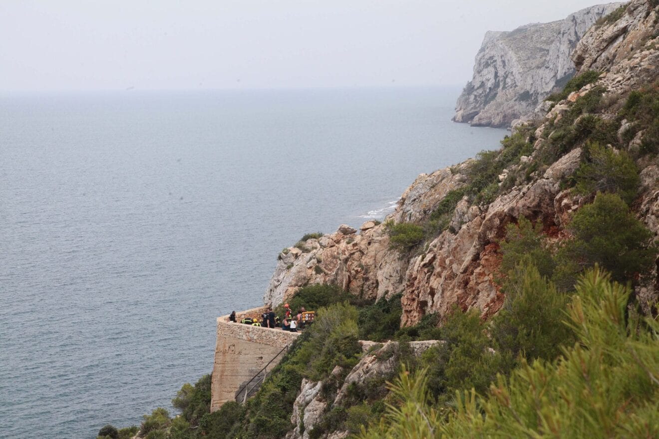 Rescate en Dénia, cerca de la Cova Tallada 05