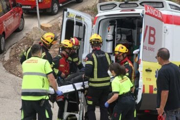 rescate en denia cerca de la cova tallada 16