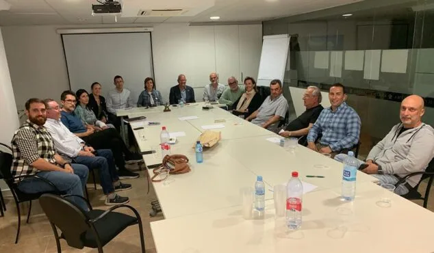 Imagen: Reunión del PSPV con AEHTMA