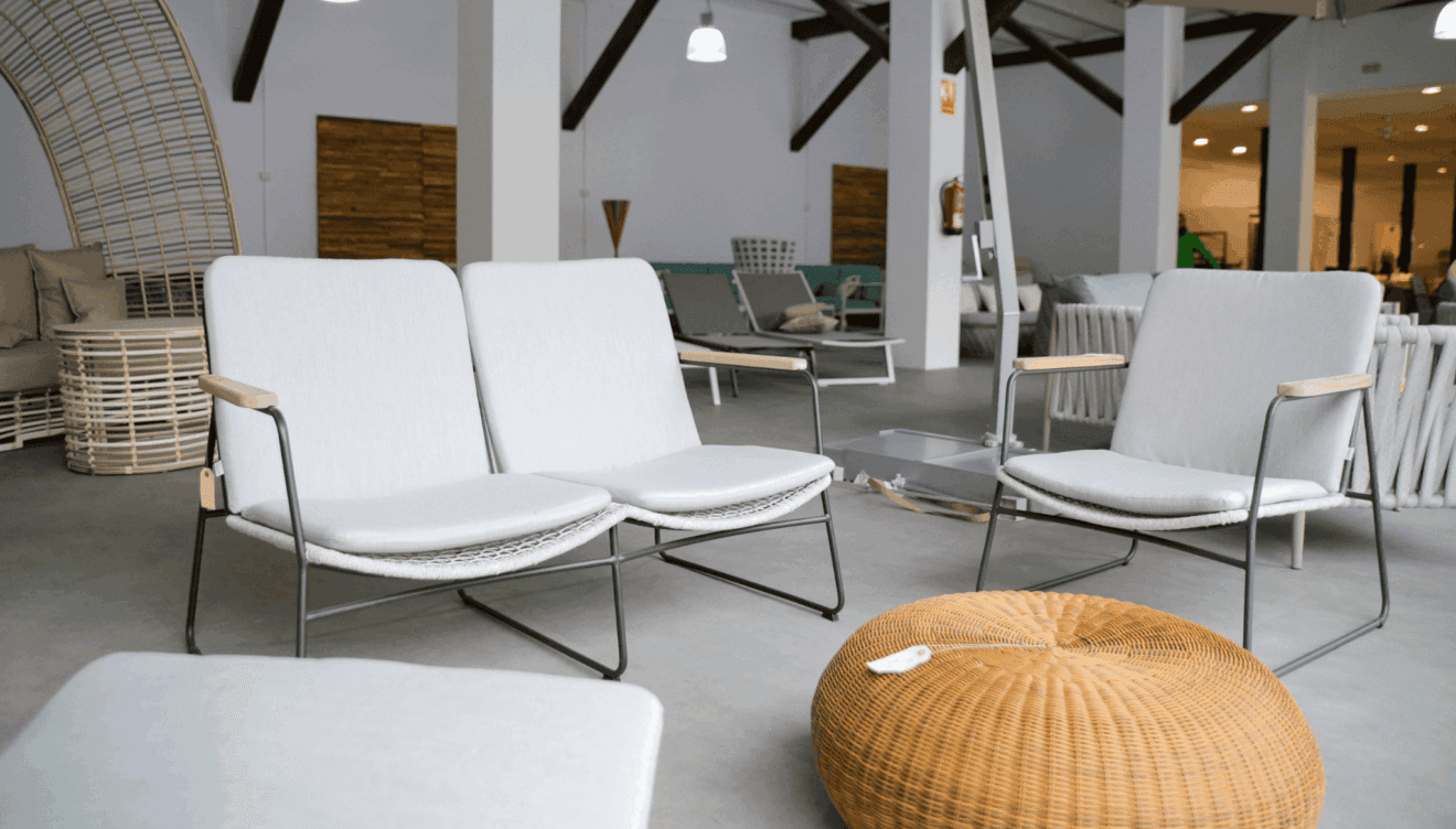 Sillas y sillones de exterior disponibles en Muebles Martínez