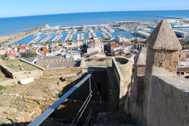 El PSPV de Dénia pone de relieve las actuaciones realizadas en el barrio Port-Centre para «vivir, comprar y disfrutar» 3 Imagen: Zona del Verger Alt del Castillo de Dénia