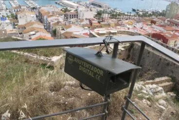 Ahuyentador de gaviotas instalado en el Castillo