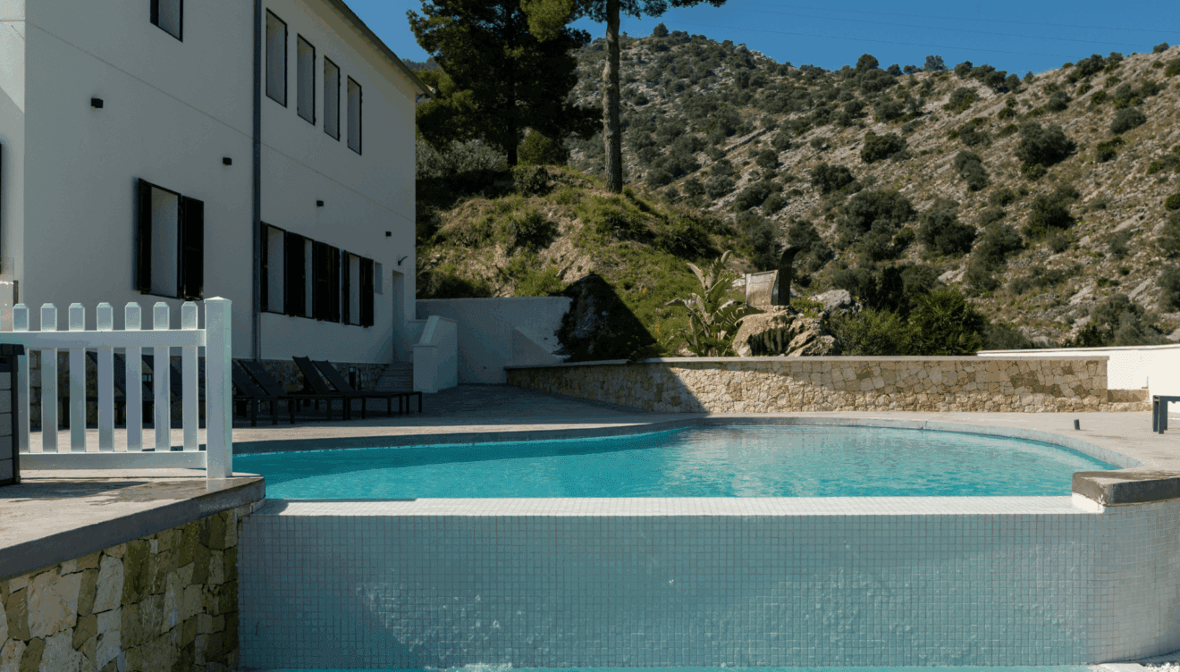 Disfruta de su piscina con la llegada del buen tiempo