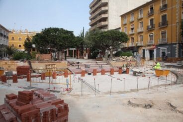 Estado actual de la Glorieta, donde estará instalado el escenario de Fiestas de Dénia