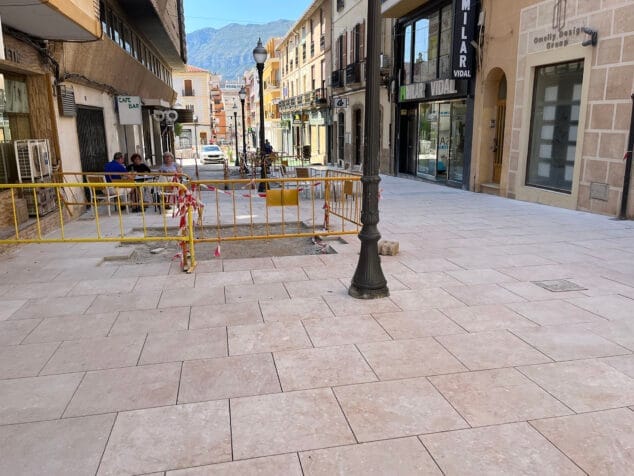 La calle Cop de Dénia reabre y estrena nuevo color 4 Imagen: Estado de la calle Ramón y Cajal de Dénia