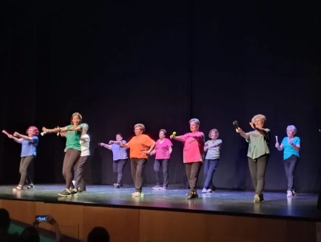 Espectáculos, trabajos y mucho arte en Dénia de la mano del alumnado de las Aulas de la Tercera Edad 15 fin de curso de las aulas de la tercera edad 2023 06