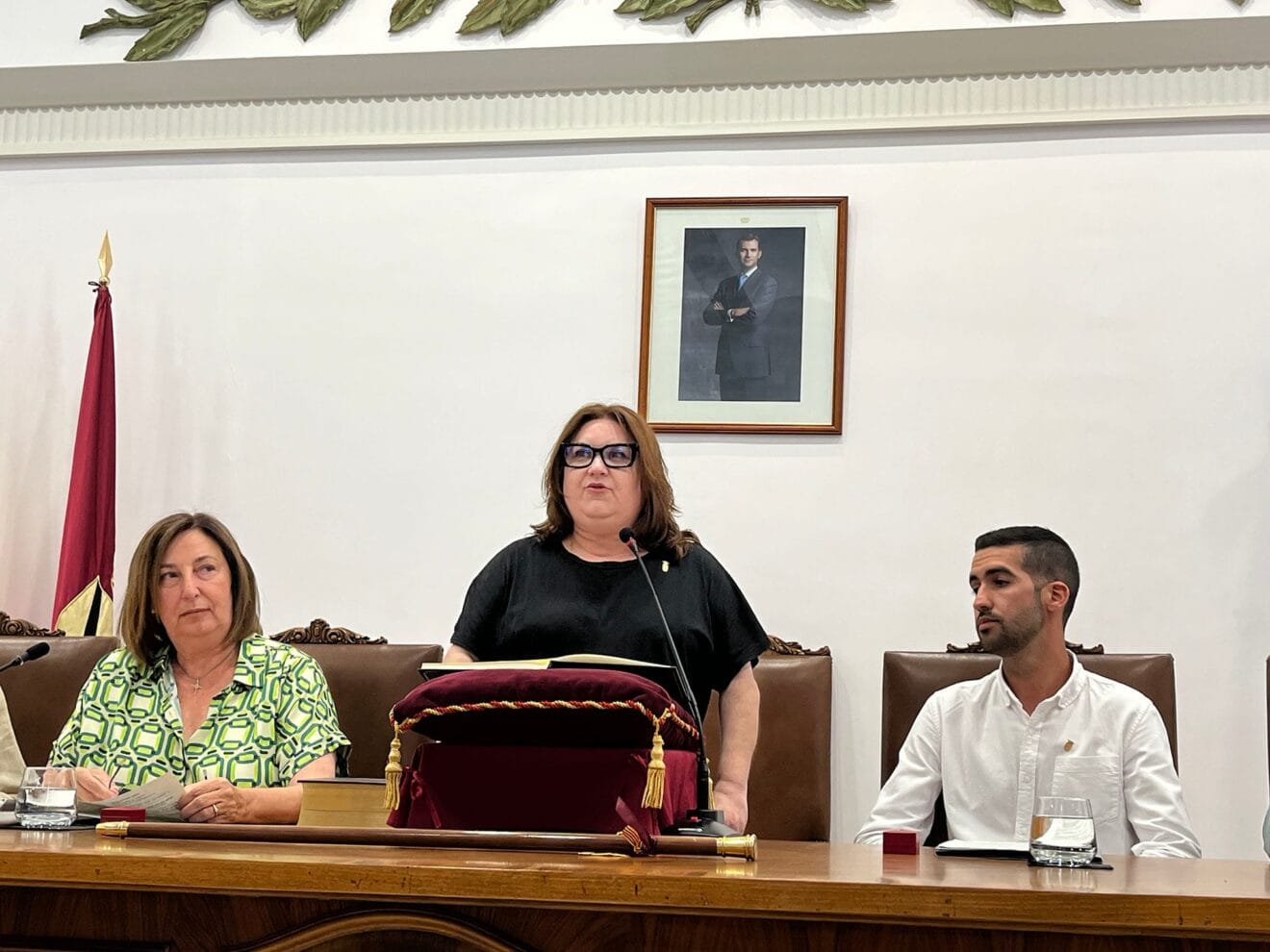 Marian Moltó jurando su cargo