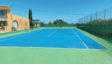 Pista de tenis y baloncesto