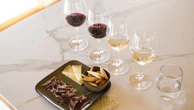 sabores y aromas junto a los vinos de montesanco