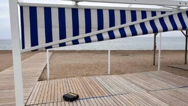Toldos vandalizados antes de la temporada alta de Dénia