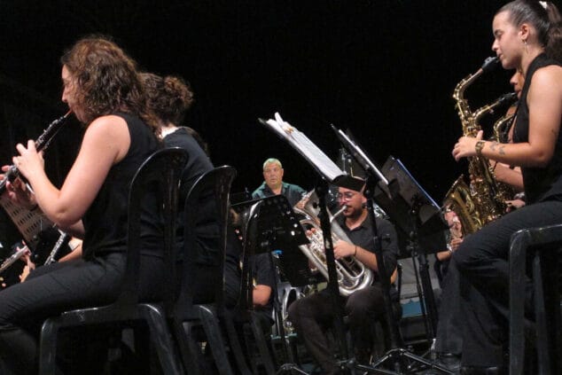 El concierto de la banda pone el broche final a una jornada repleta de tradiciones en Dénia 61 concierto de la santissima sang de denia 22
