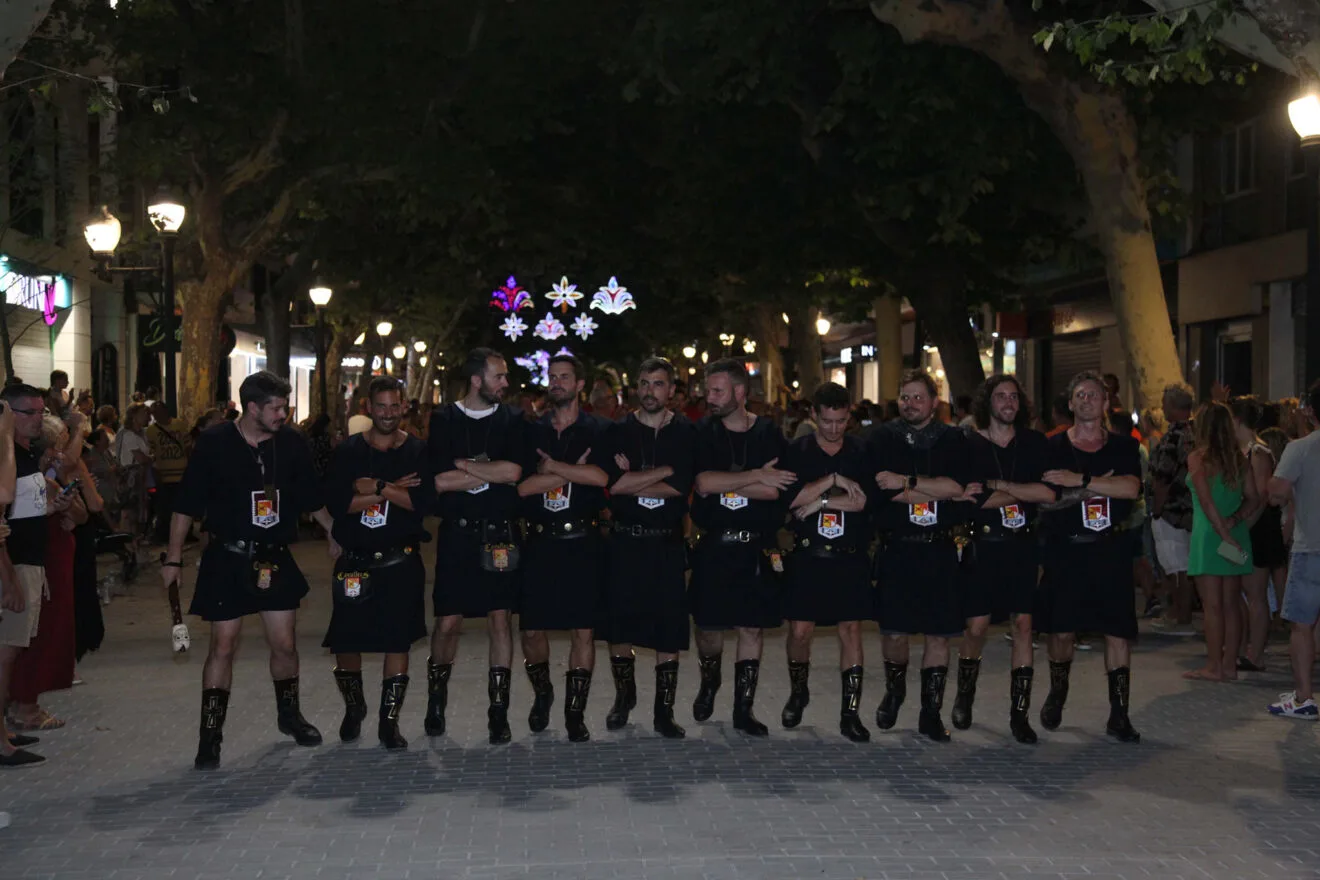 Entraeta festera de Moros y Cristianos en Dénia 09