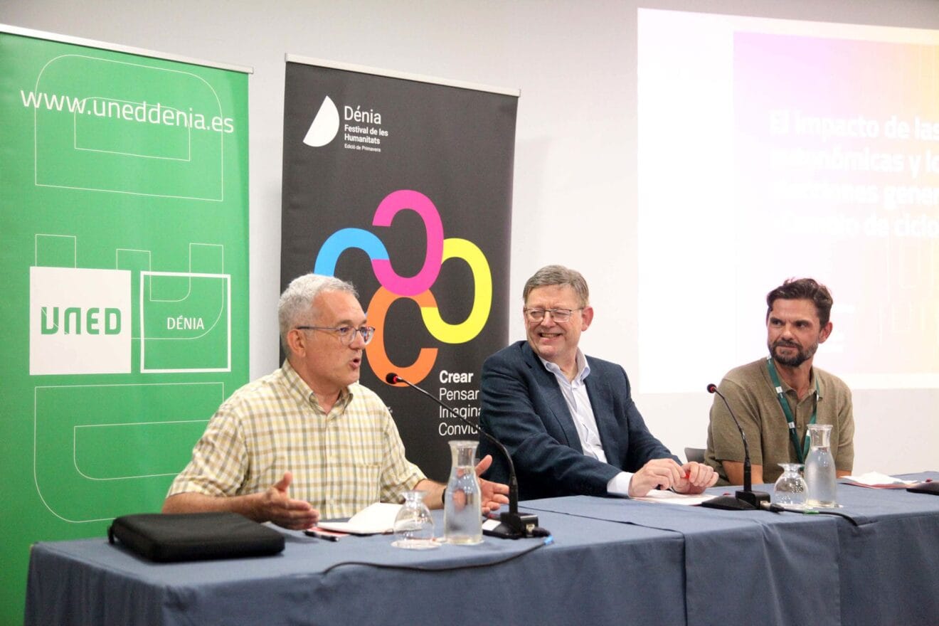 Inauguración del curso de UNED Dénia en la Biblioteca