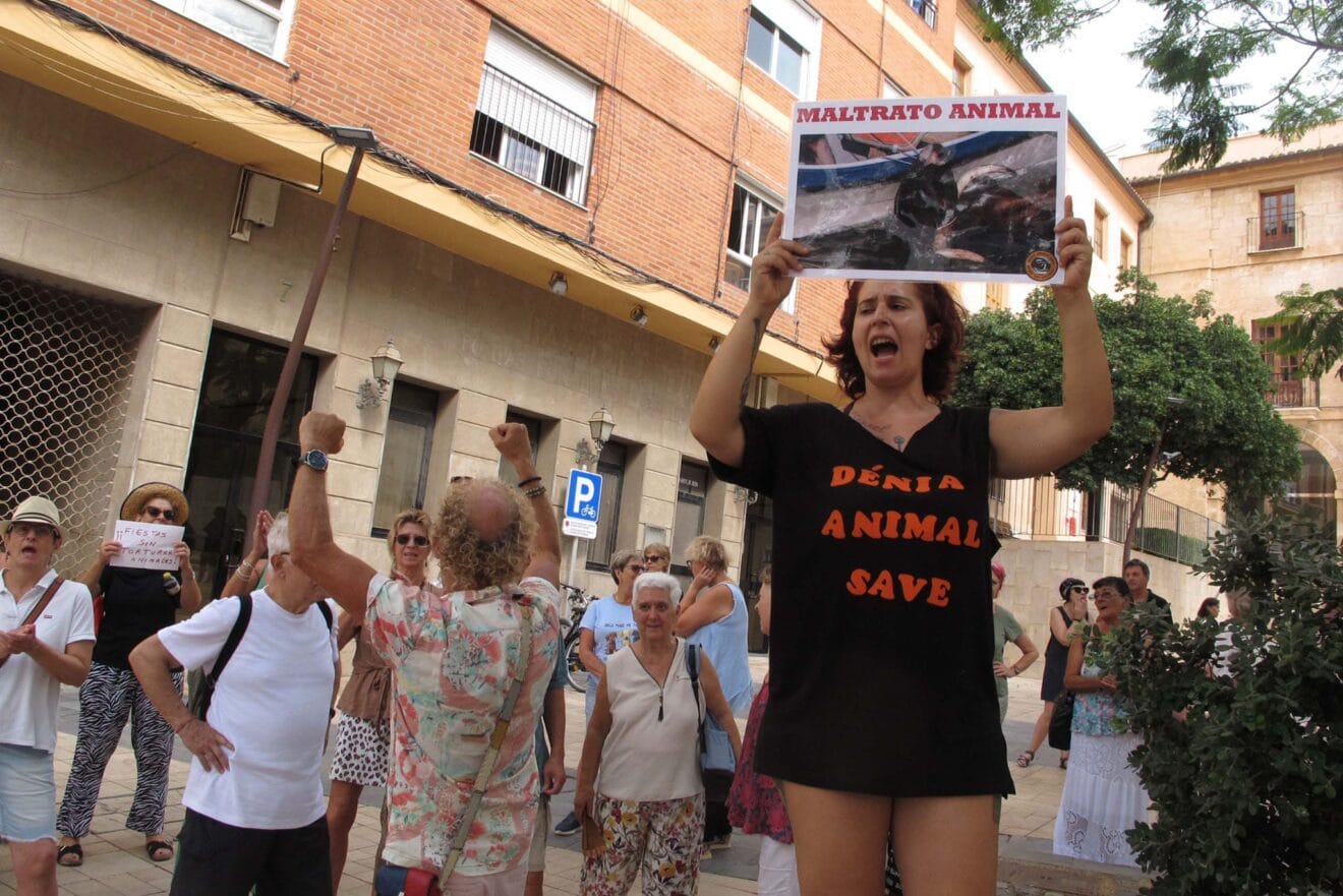 Manifestación contra los Bous a la Mar en Dénia 05