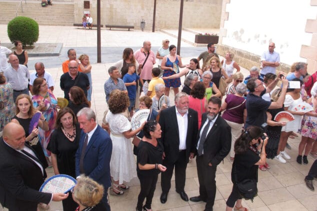 El concierto de la banda pone el broche final a una jornada repleta de tradiciones en Dénia 54 procesion de la santissima sang de denia 05