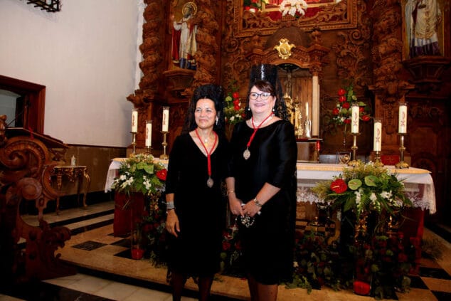 El concierto de la banda pone el broche final a una jornada repleta de tradiciones en Dénia 5 procesion de la santissima sang de denia 54