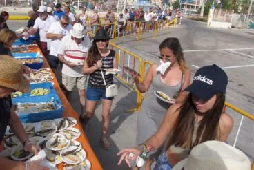 tradicional sardinada de fiestas de denia 10