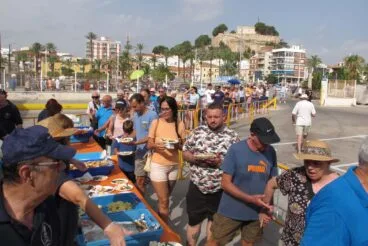 Tradicional sardinada de Fiestas de Dénia 14