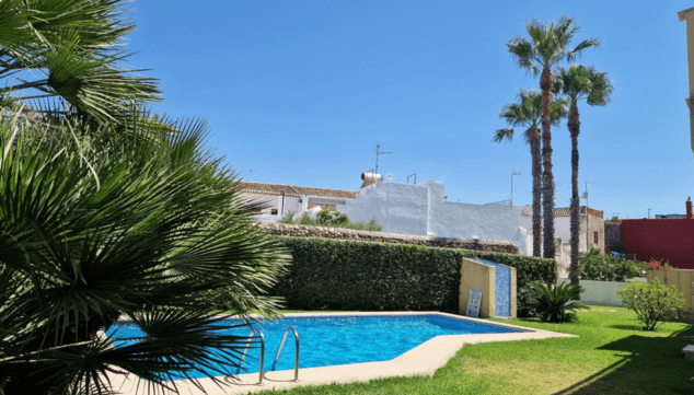 Casa Azulita: terrazas bañadas de sol todo el año y piscina para tus escapadas relajantes 12 casa de vacaciones con piscina y ducha comunitaria