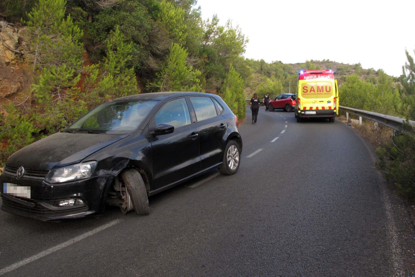 Choque frontal en la carretera de Les Planes