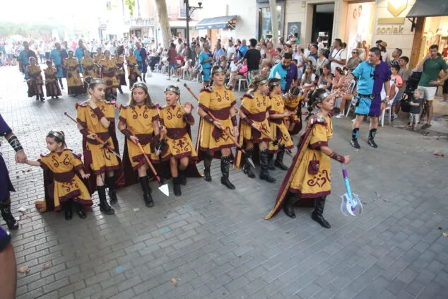desfile infantil de los moros y cristianos de denia 2023 26