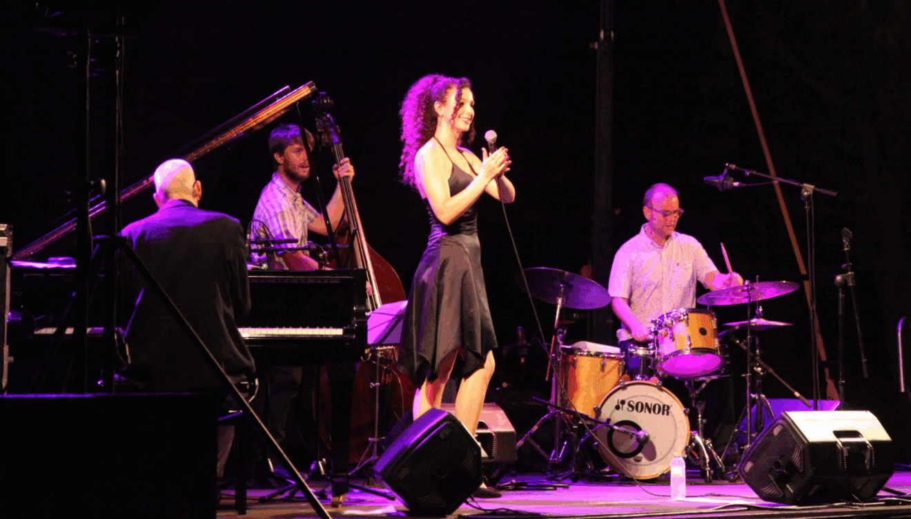 La presencia de Tanja Filipovic sobre el escenario