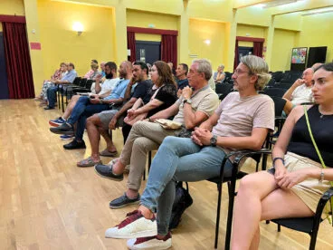 miembros del partido popular asistentes a la reunion