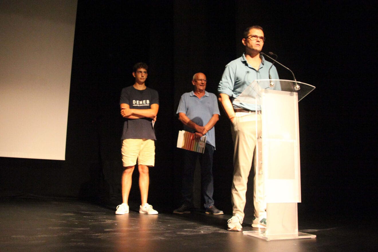 Miguel Ángel Santacruz durante la presentación del documental