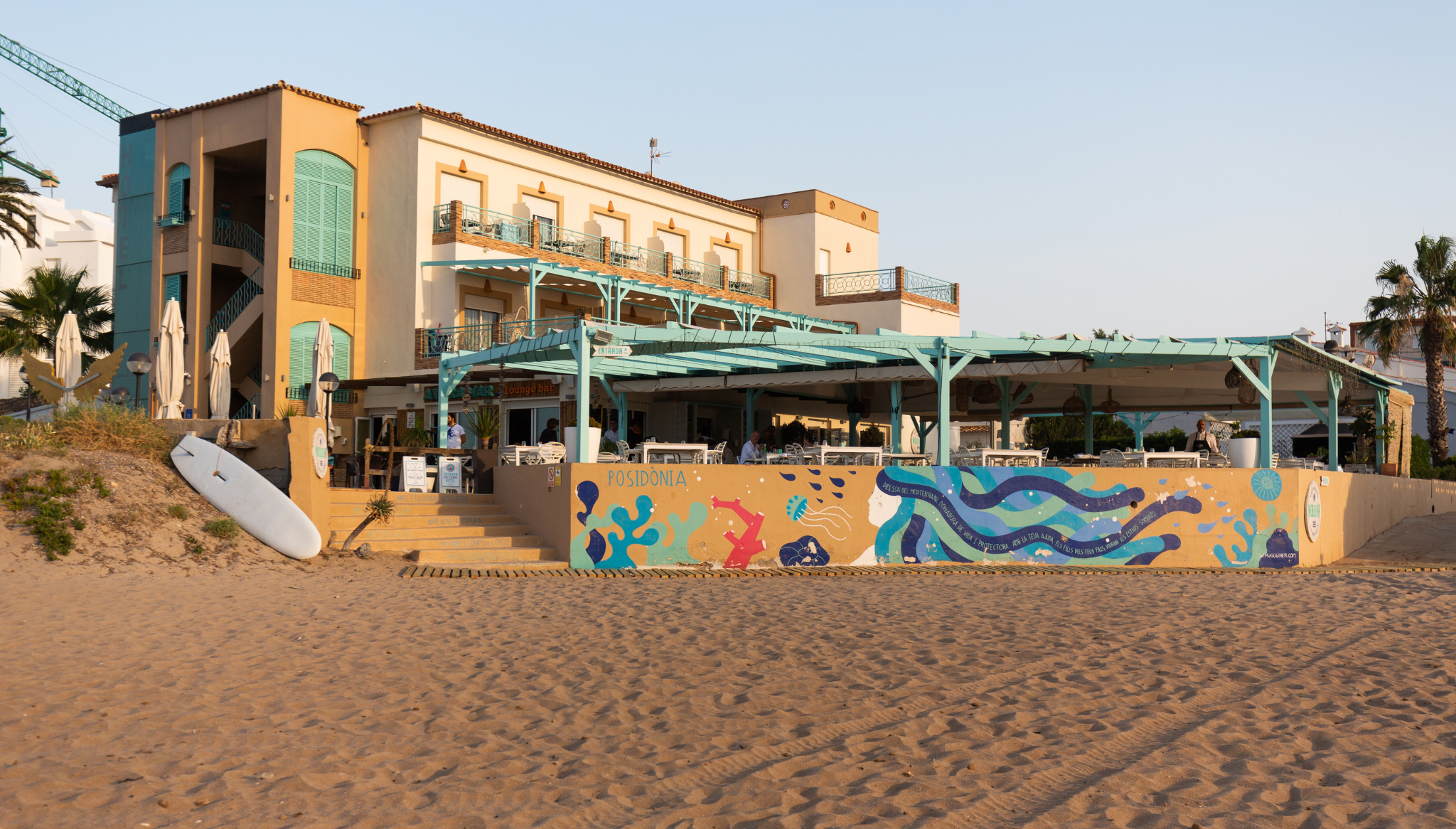 Tu restaurante favorito a pie de playa