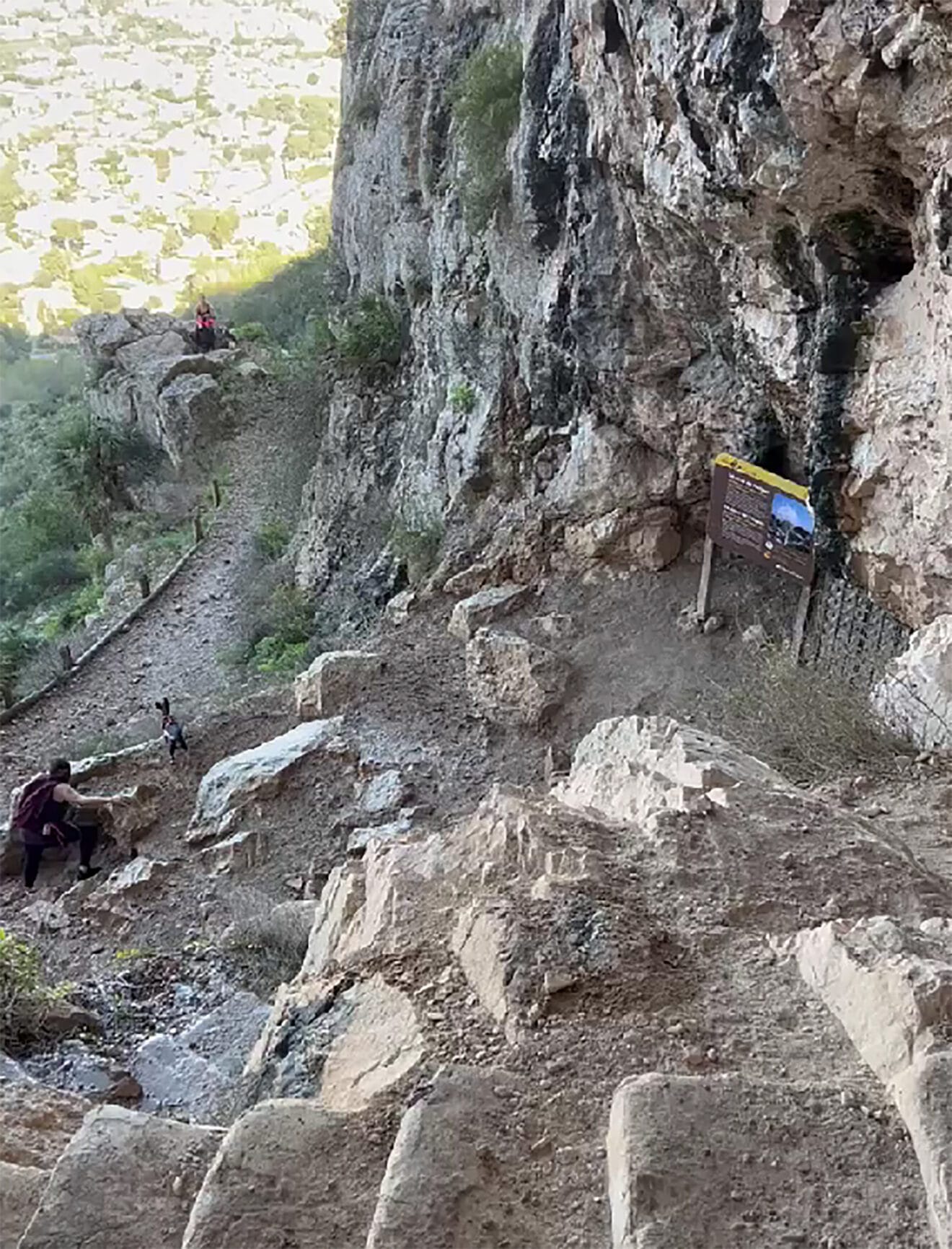 Último tramo de la Cova de l'Aigua