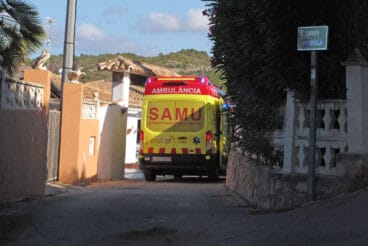 unidad samu desplazada hasta el lugar del accidente