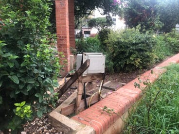 Caja del sistema de agua al aire