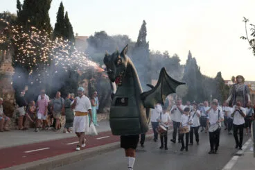 la femmicc sorprende en denia con su nuevo desfile 04