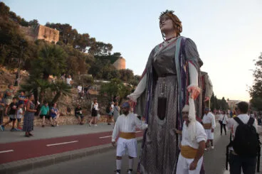 La FEMMICC sorprende en Dénia con su nuevo desfile 09