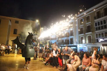 La FEMMICC sorprende en Dénia con su nuevo desfile 43