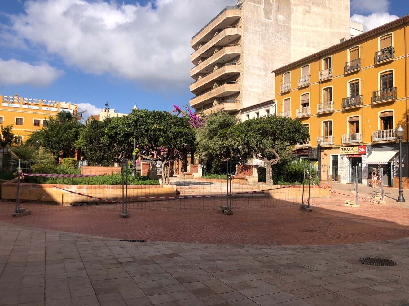 La Glorieta de Dénia, de frente