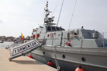 Patrullero Formentor en el puerto de Dénia 02