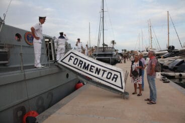 Patrullero Formentor en el puerto de Dénia 17