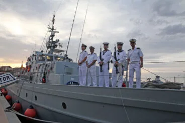 Patrullero Formentor en el puerto de Dénia 18