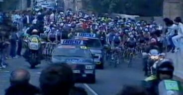 portada ciclistas saliendo de denia en 1990