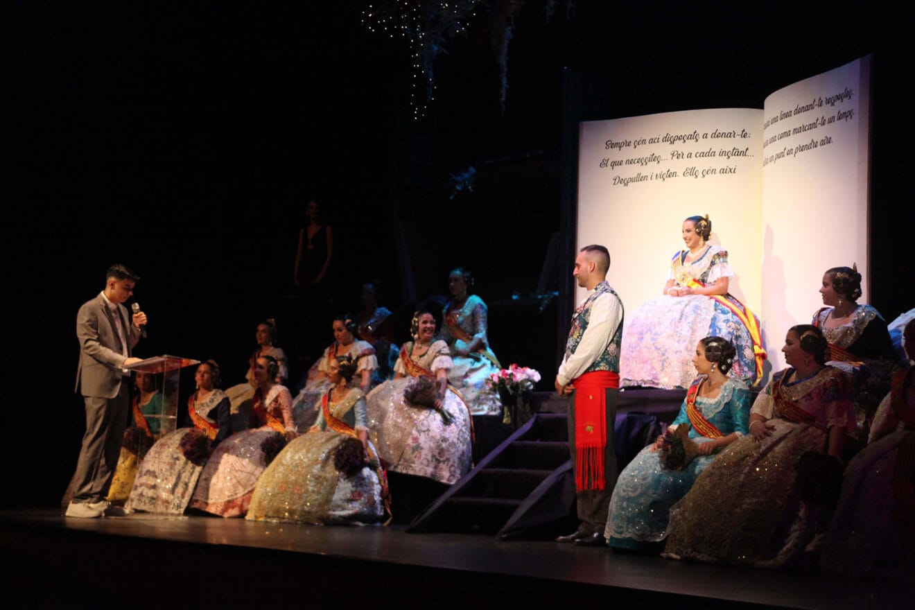 Presentación de Rocio Ruiz Salguero (París-Pedrera) 27