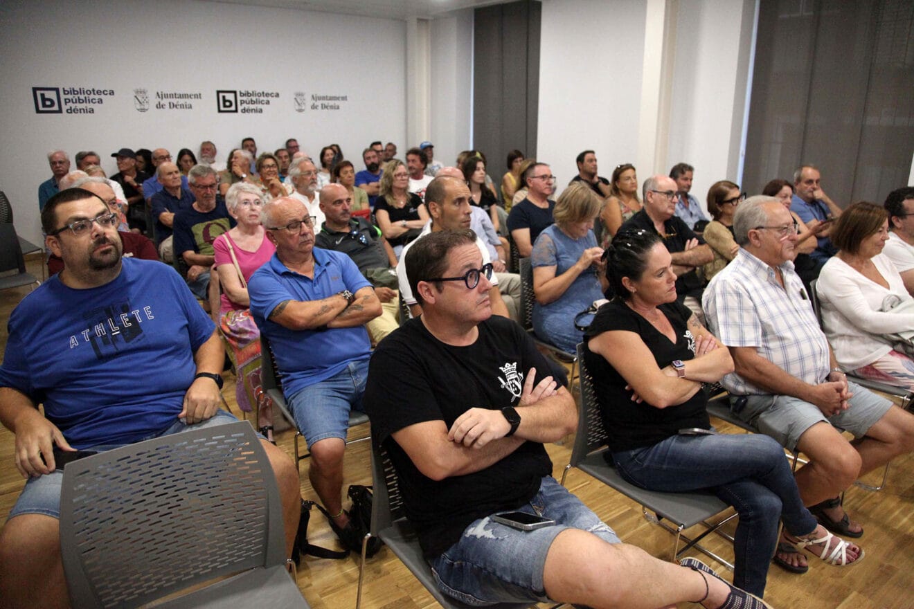 Público de la conferencia de Seser