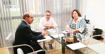 reunion de pepa font con el conseller rovira e1696013138125